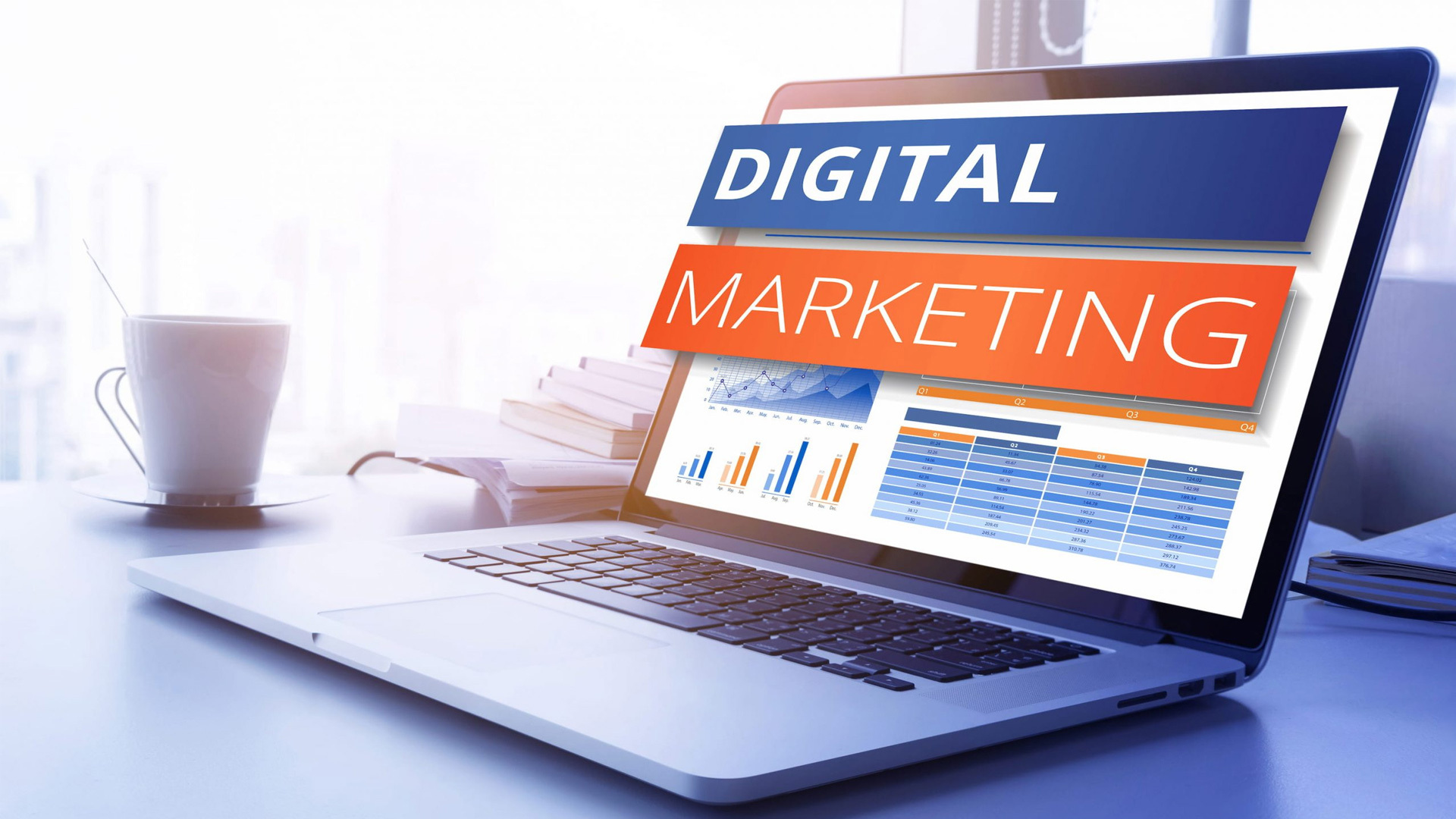Participants learning advanced digital marketing techniques in a 2025 masterclass in India